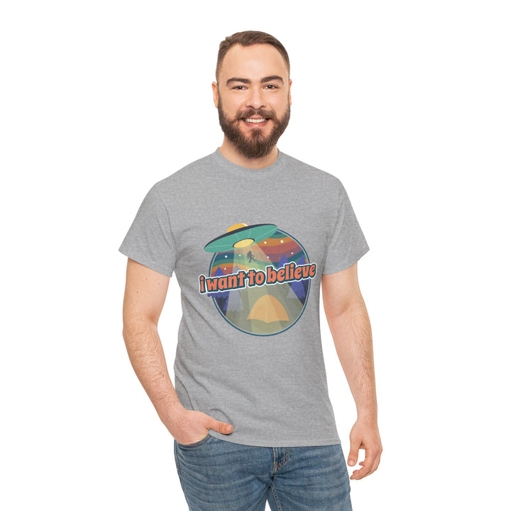 Unisex I Want to Believe Tee - Alien Graphic Cotton T-Shirt - Fun and Whimsical UFO Design for Casual Outings and Relaxed Evenings