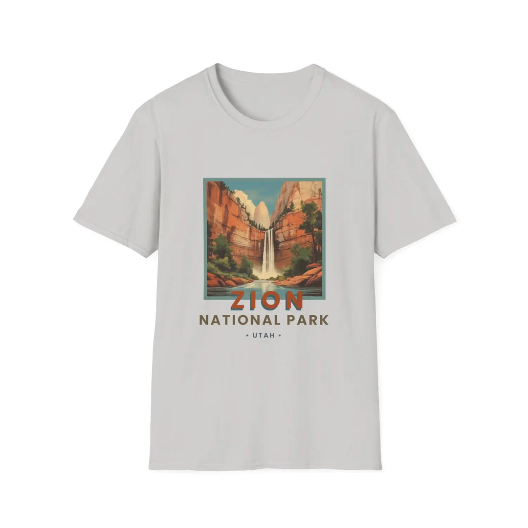 Zion National Park T-Shirt - S / Ice Grey
